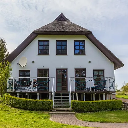 Witte Hus Moritzdorf Ruegen - Ruhige Lage ゼリン