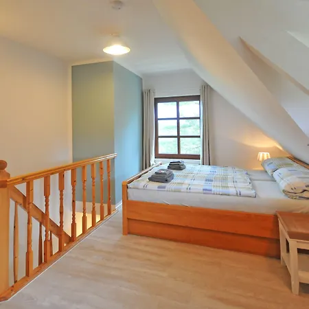 Witte Hus Moritzdorf Ruegen - Ruhige Lage ゼリン
