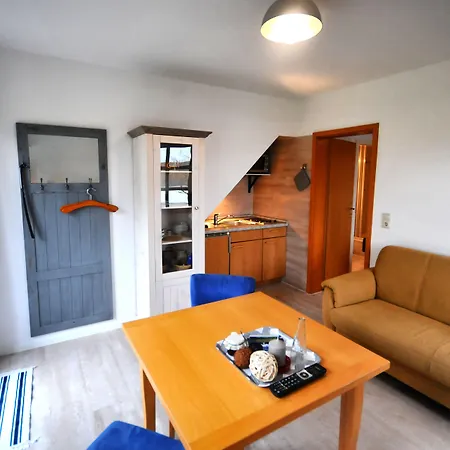 Witte Hus Moritzdorf Ruegen - Ruhige Lage アパート ゼリン